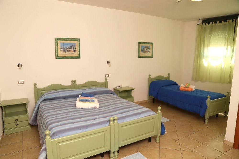 Hotel Residence Ampurias Castelsardo Exterior photo